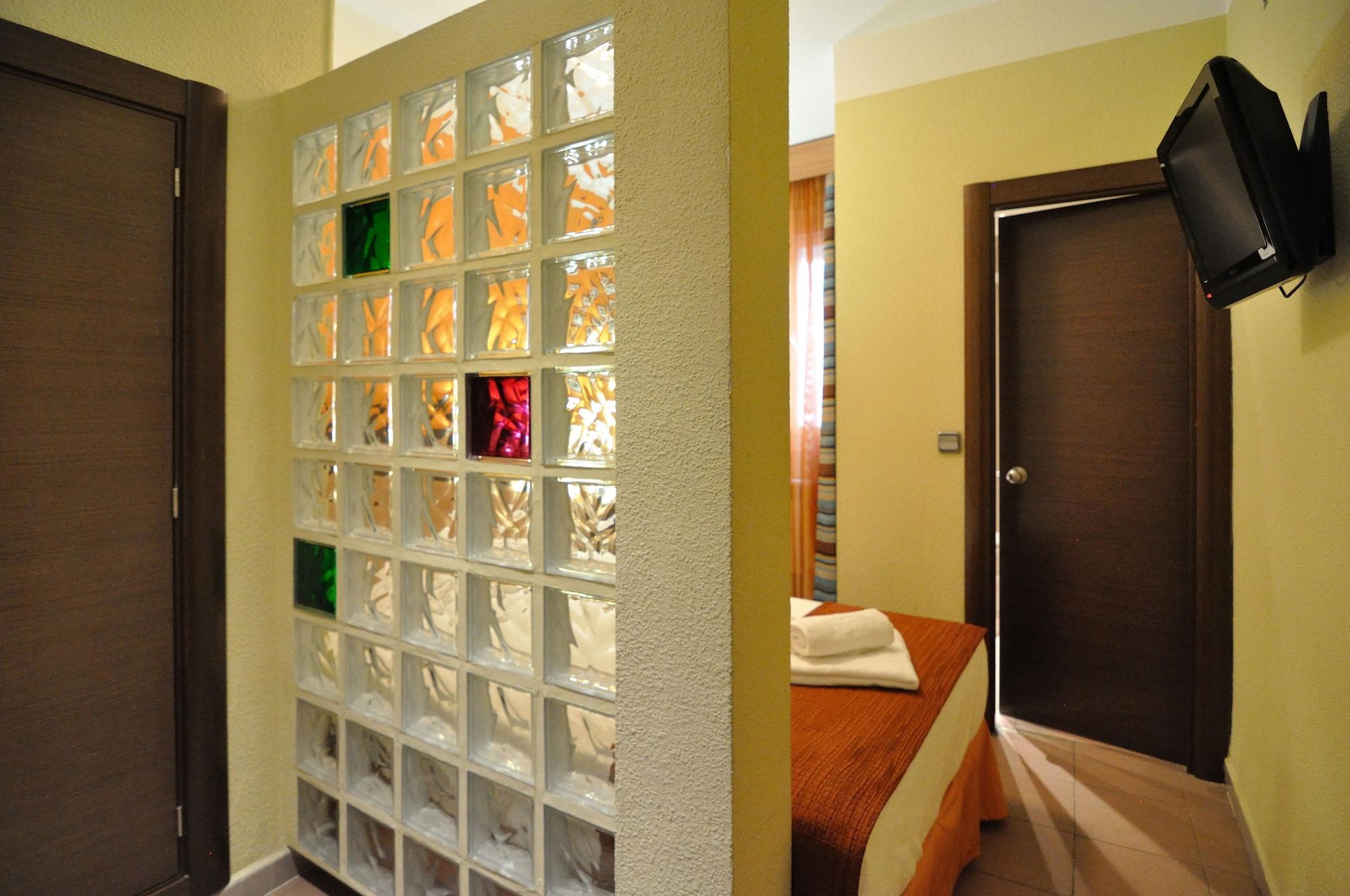 Hostal Ballesta Madrid Eksteriør billede