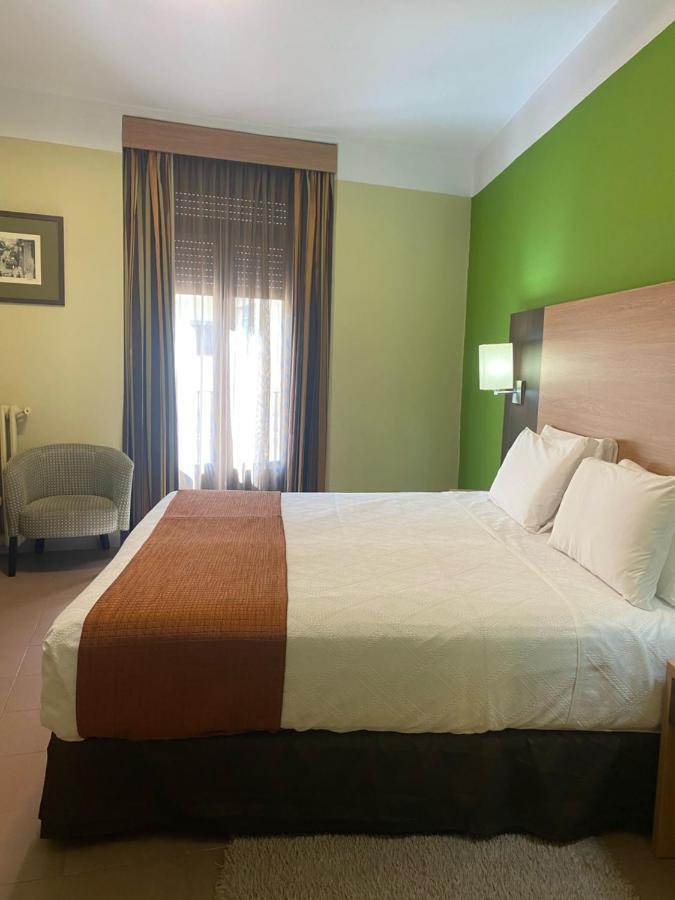 Hostal Ballesta Madrid Eksteriør billede
