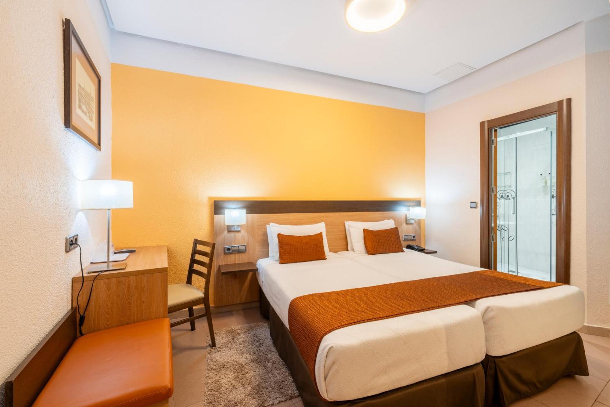 Hostal Ballesta Madrid Eksteriør billede