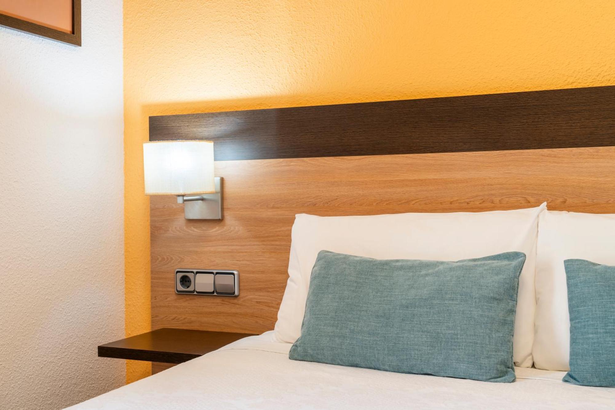 Hostal Ballesta Madrid Eksteriør billede