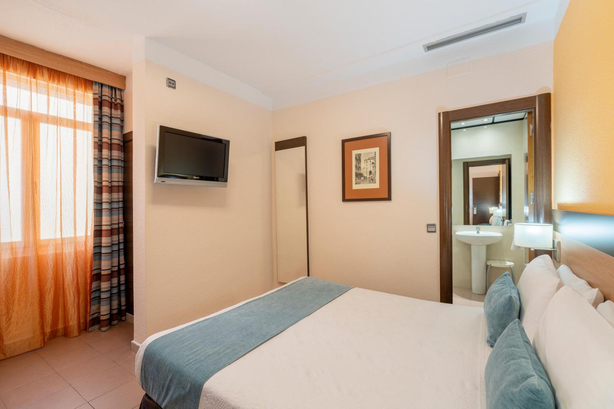 Hostal Ballesta Madrid Eksteriør billede