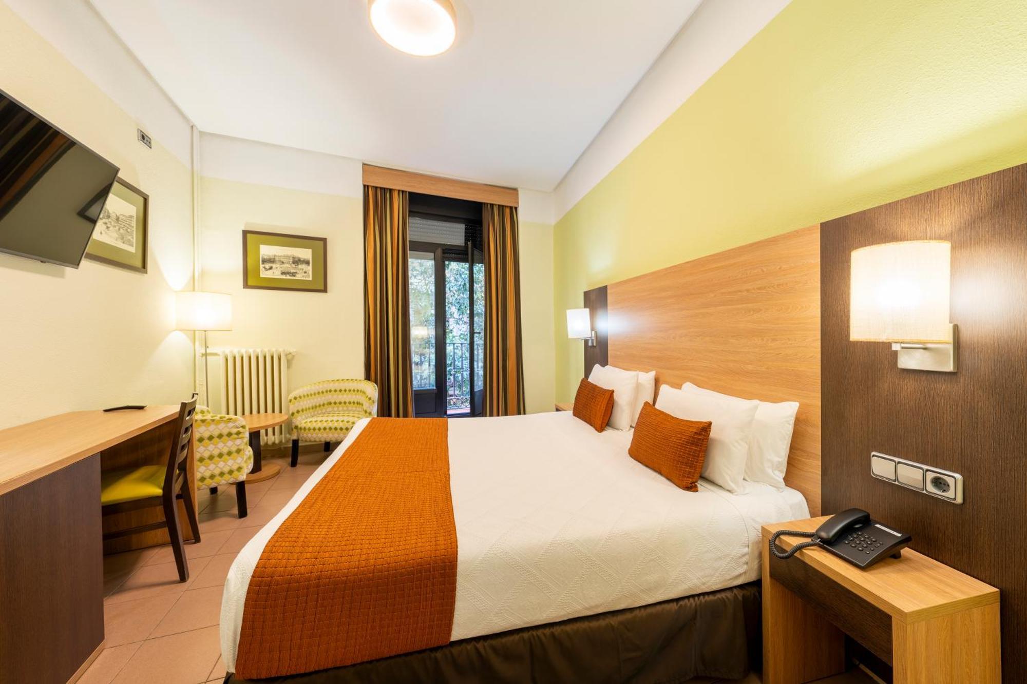 Hostal Ballesta Madrid Eksteriør billede