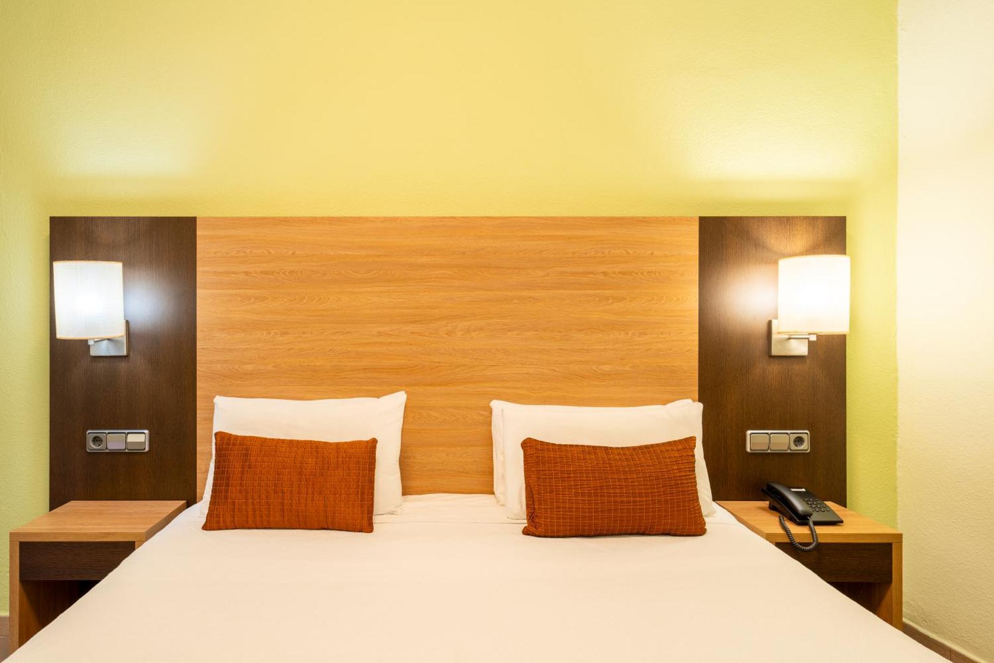 Hostal Ballesta Madrid Eksteriør billede